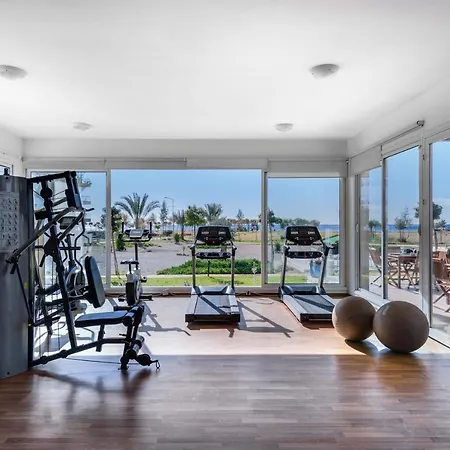 Апартаменты Thalassa Beach 3 Bedroom Sea-view *