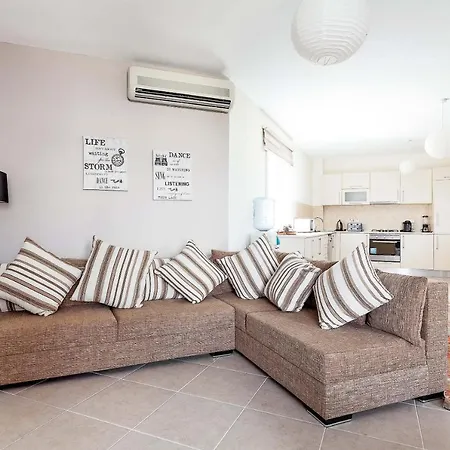 Thalassa Beach 3 Bedroom Sea-view Апартаменты Vokolidha
