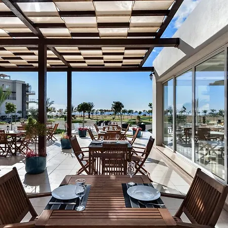 Apartman Thalassa Beach 3 Bedroom Sea-view *